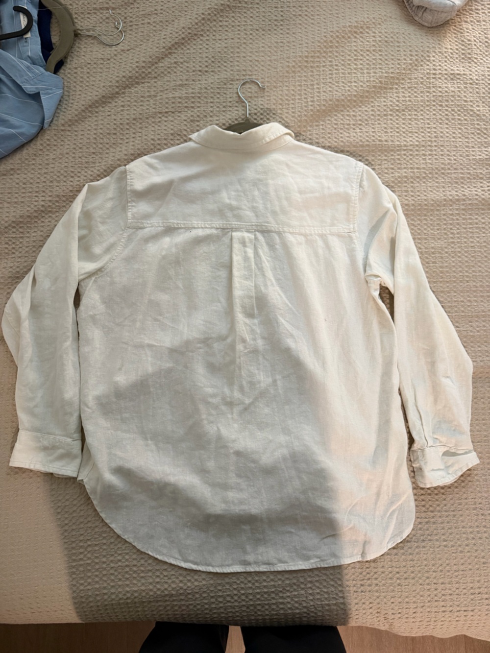Universal Thread Button-Down - Picture 3 of 3